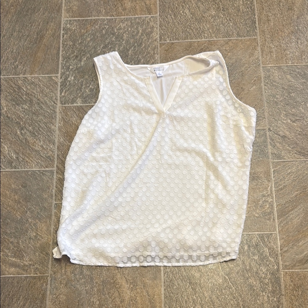 Market & Spruce Textured White Tank Top